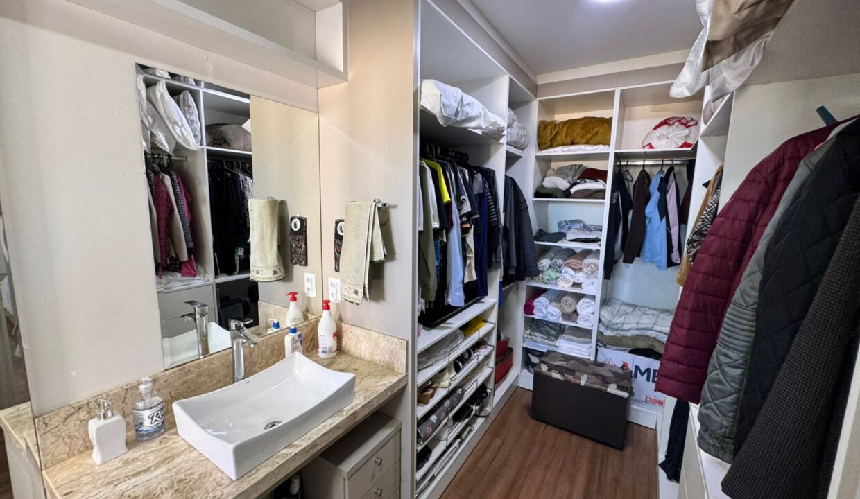 WhatsApp Image 2025-09-11 at 09.58.08