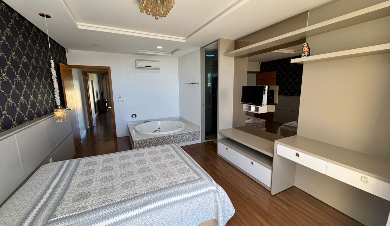 WhatsApp Image 2025-09-11 at 09.58.10