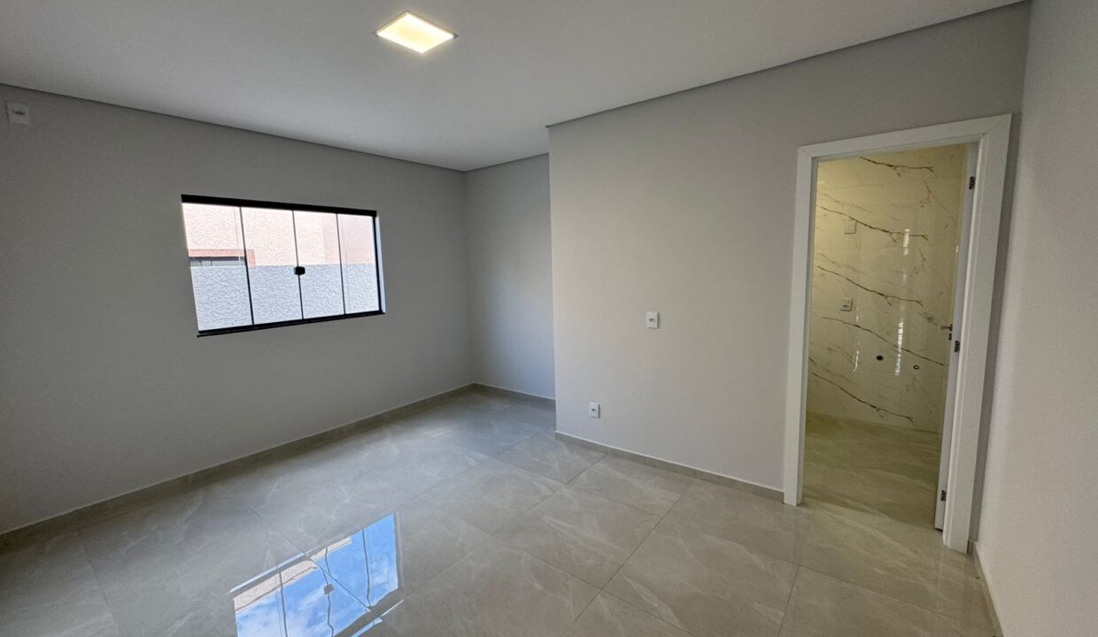 WhatsApp Image 2025-12-16 at 09.18.08 (5)