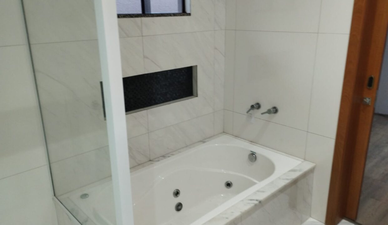 WhatsApp Image 2024-05-24 at 14.10.32